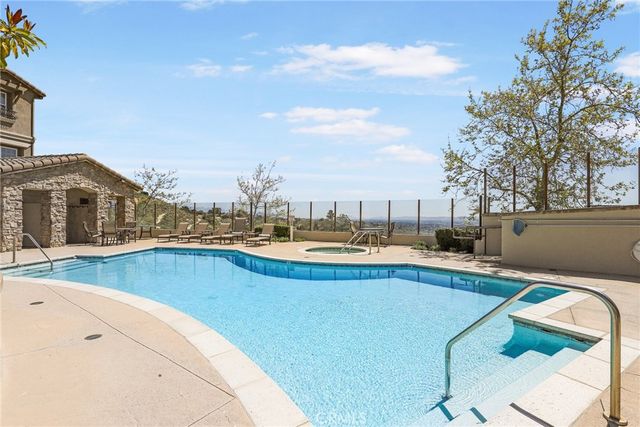 11507 Verona, Chatsworth, CA 91311