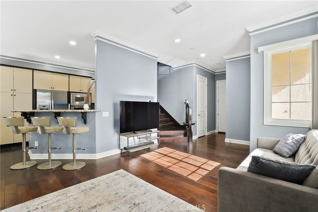 11507 Verona, Chatsworth, CA 91311