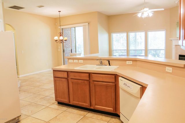 8898 CANOPY OAKS Drive, Jacksonville, FL 32256