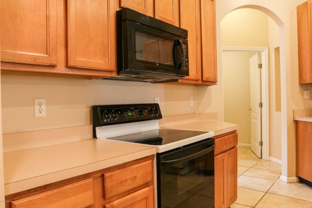 8898 CANOPY OAKS Drive, Jacksonville, FL 32256