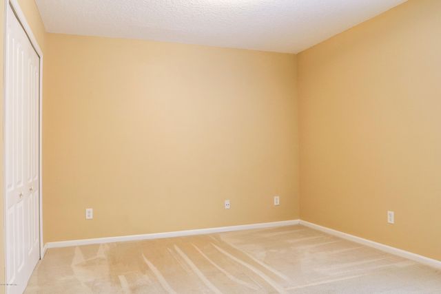 8898 CANOPY OAKS Drive, Jacksonville, FL 32256