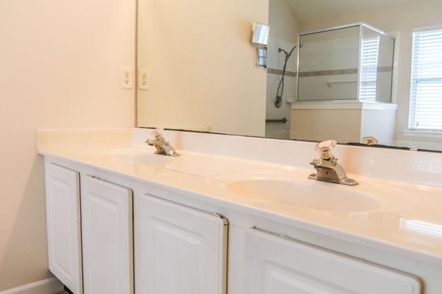 8898 CANOPY OAKS Drive, Jacksonville, FL 32256