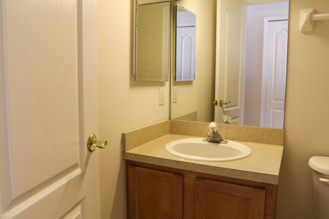 8898 CANOPY OAKS Drive, Jacksonville, FL 32256