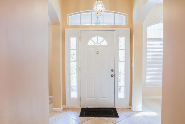 8898 CANOPY OAKS Drive, Jacksonville, FL 32256