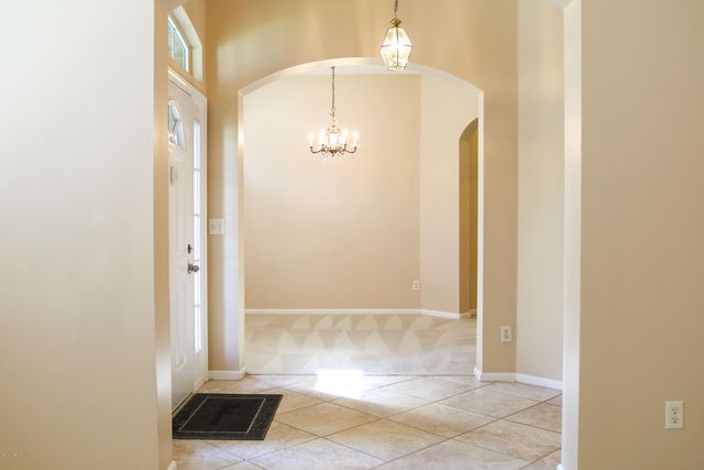 8898 CANOPY OAKS Drive, Jacksonville, FL 32256