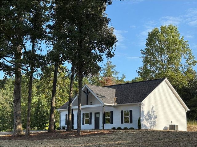 1433 MOUNT OLIVE CHURCH Road, Dahlonega, GA 30533