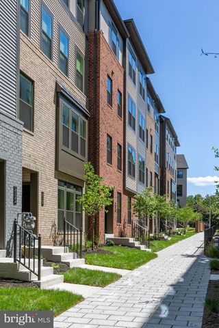 2328 WATER PROMENADE AVE, Herndon, VA 20171