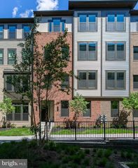 2328 WATER PROMENADE AVE, Herndon, VA 20171