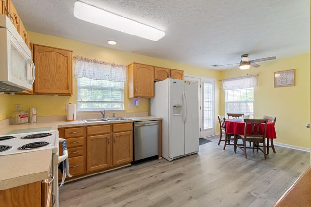 214 Cobblestone Lndg, Mount Juliet, TN 37122