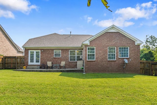 214 Cobblestone Lndg, Mount Juliet, TN 37122