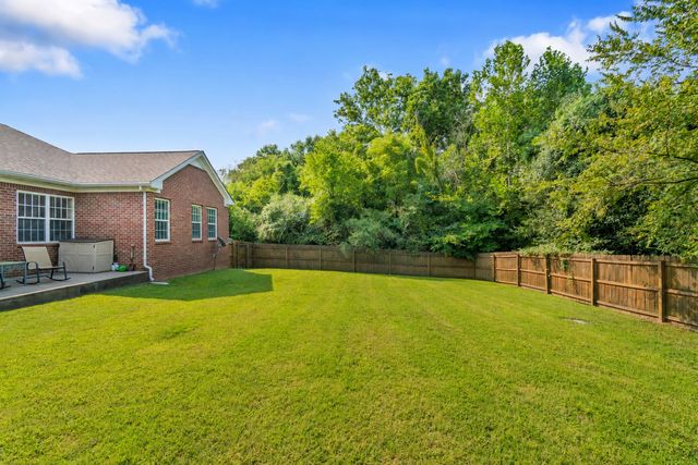 214 Cobblestone Lndg, Mount Juliet, TN 37122
