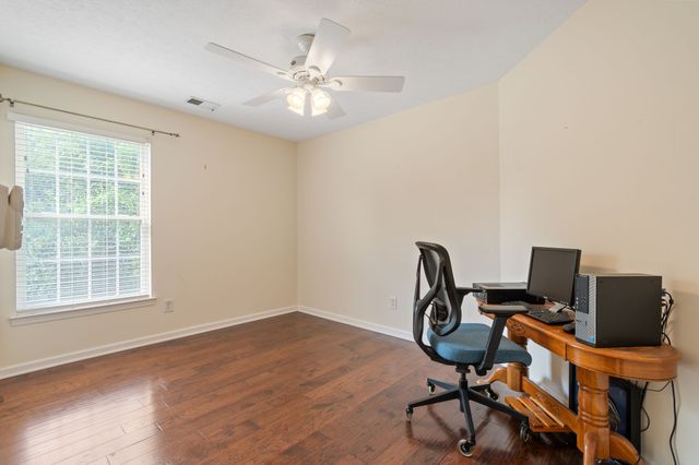 214 Cobblestone Lndg, Mount Juliet, TN 37122