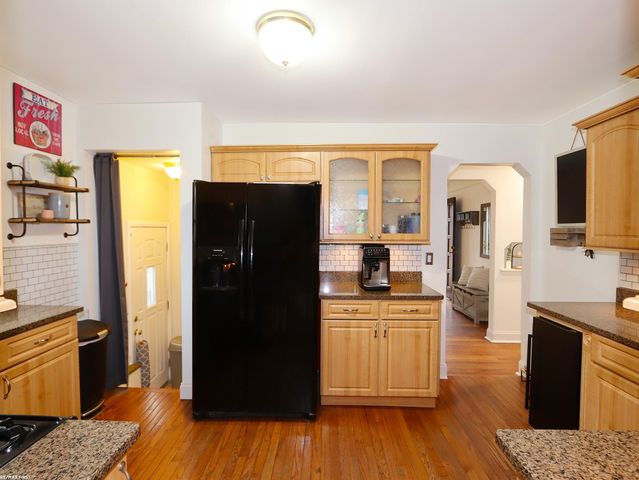 2028 Barrett Street, Royal Oak, MI 48067