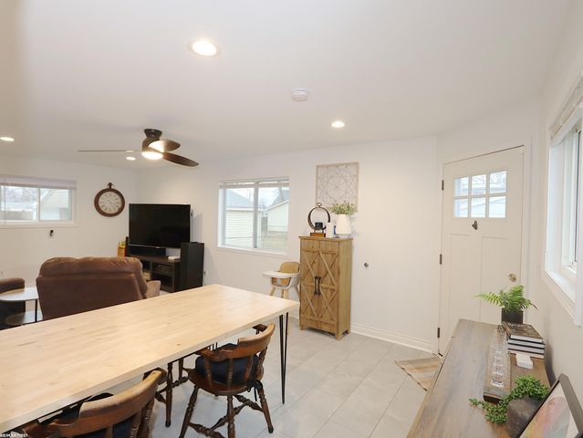 2028 Barrett Street, Royal Oak, MI 48067