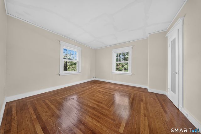 49 Hubinger Street, New Haven, CT 06511