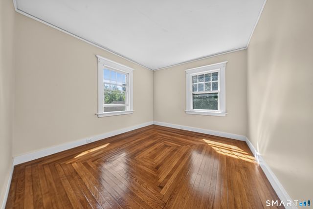 49 Hubinger Street, New Haven, CT 06511