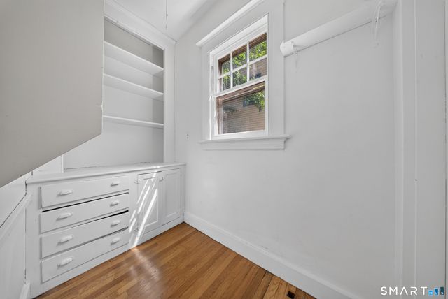 49 Hubinger Street, New Haven, CT 06511