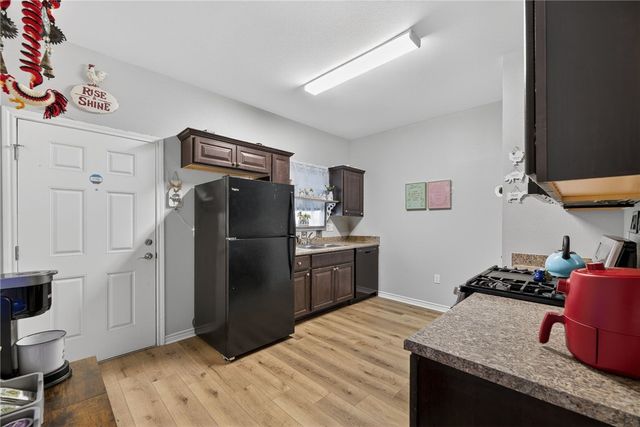 519 E Avenue F, Robstown, TX 78380