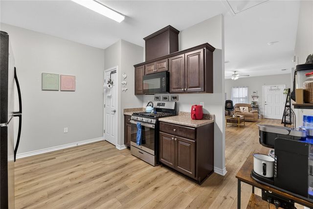 519 E Avenue F, Robstown, TX 78380