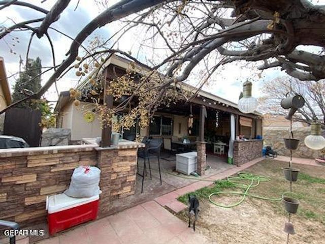 10473 Valle Del Mar Drive, Socorro, TX 79927