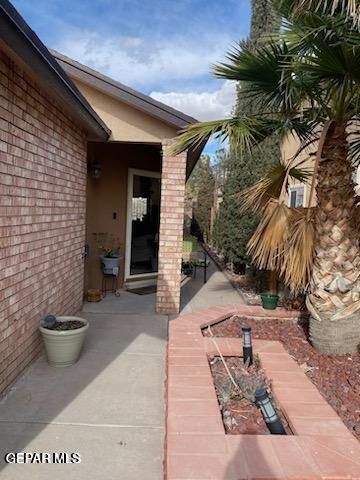 10473 Valle Del Mar Drive, Socorro, TX 79927