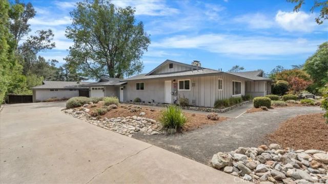 938 E Pomello Drive, Claremont, CA 91711