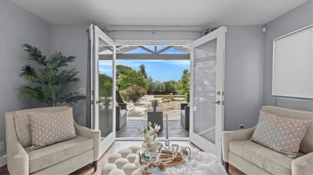 938 E Pomello Drive, Claremont, CA 91711