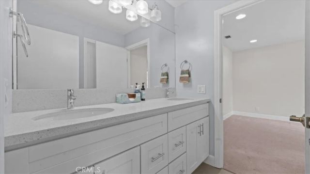 938 E Pomello Drive, Claremont, CA 91711