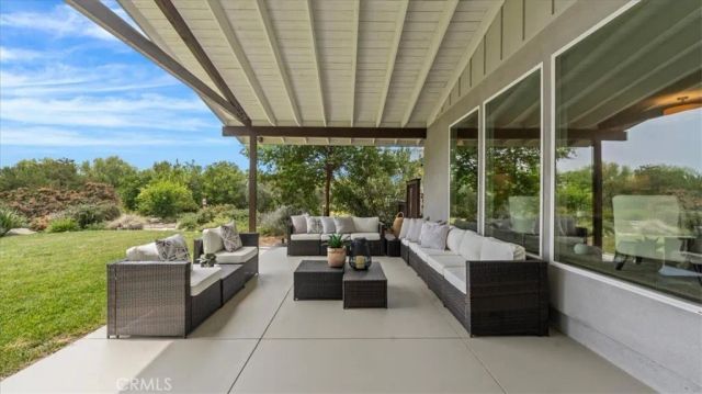938 E Pomello Drive, Claremont, CA 91711