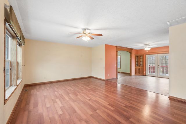 160 Silver Lake Avenue, Michigan City, IN 46360