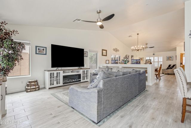 8544 E OCASO Avenue, Mesa, AZ 85212