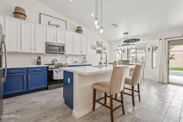 8544 E OCASO Avenue, Mesa, AZ 85212