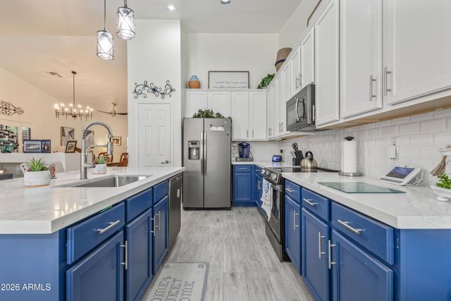 8544 E OCASO Avenue, Mesa, AZ 85212