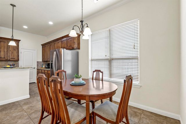 210 Donna Circle, Granbury, TX 76049