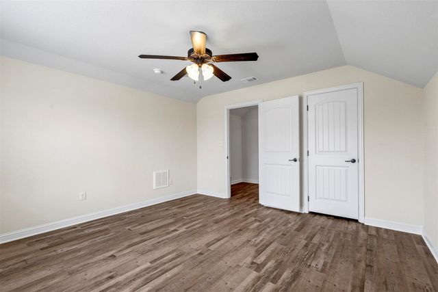 210 Donna Circle, Granbury, TX 76049