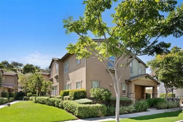 33 Lomada Street, Rancho Mission Viejo, CA 92694