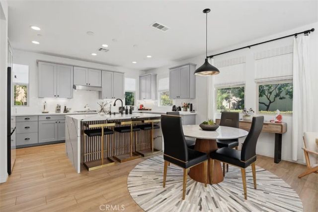 33 Lomada Street, Rancho Mission Viejo, CA 92694