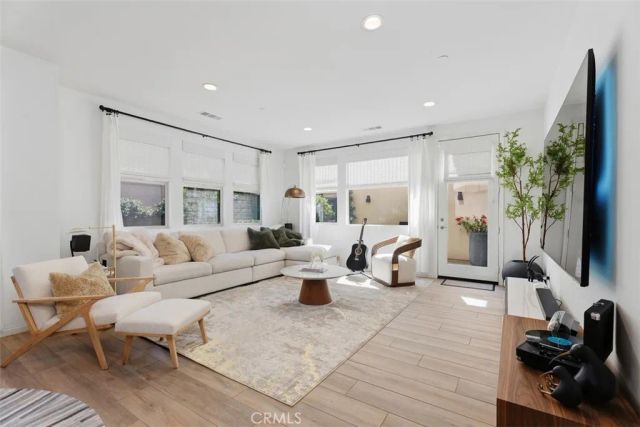 33 Lomada Street, Rancho Mission Viejo, CA 92694