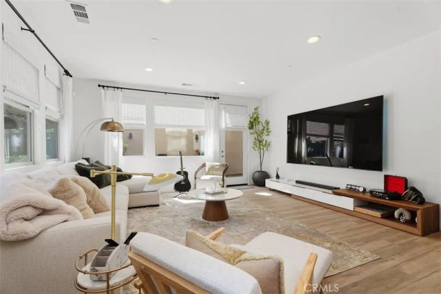 33 Lomada Street, Rancho Mission Viejo, CA 92694