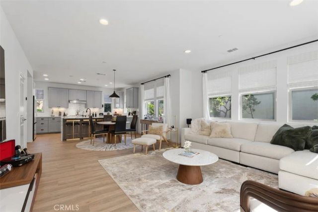 33 Lomada Street, Rancho Mission Viejo, CA 92694