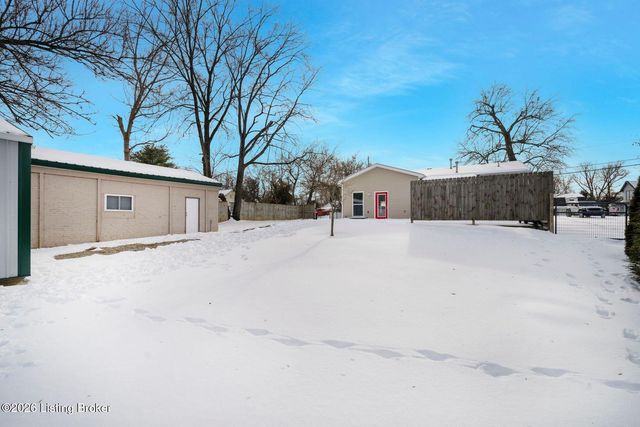 643 N Birchwood Ave, Louisville, KY 40206