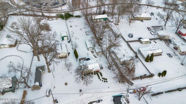 643 N Birchwood Ave, Louisville, KY 40206