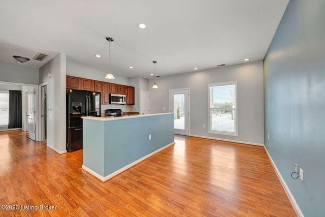 643 N Birchwood Ave, Louisville, KY 40206