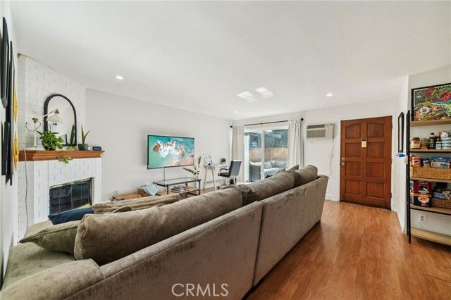 1001 W Stevens 318, Santa Ana, CA 92707