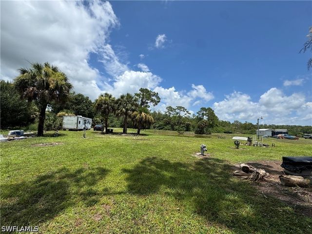 19790 Burgundy Farms RD, Estero, FL 33928