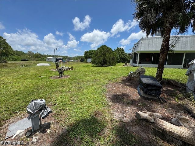 19790 Burgundy Farms RD, Estero, FL 33928