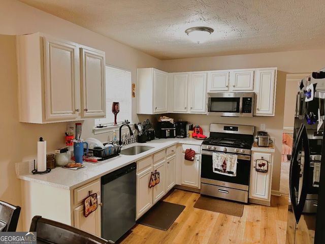 40 Greenway Drive, Covington, GA 30016