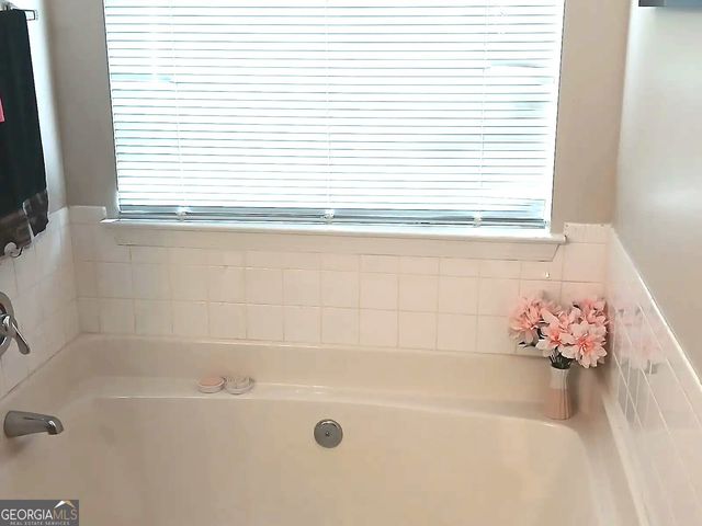 40 Greenway Drive, Covington, GA 30016