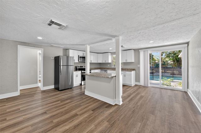 1150 52ND STREET, Sarasota, FL 34234