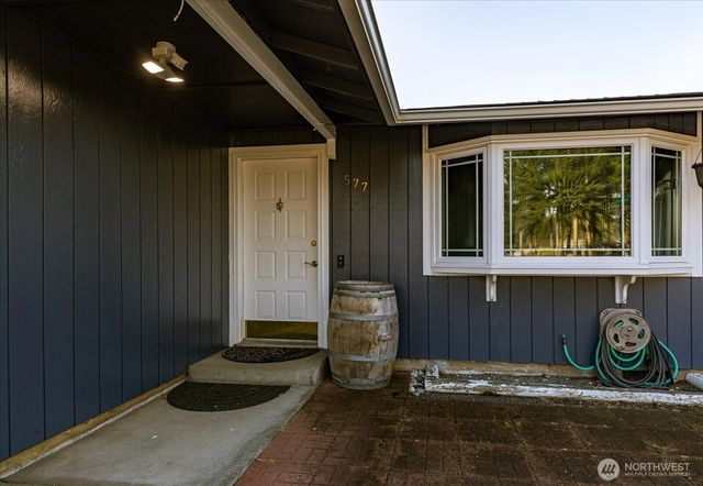 577 Salal St., Oak Harbor, WA 98277